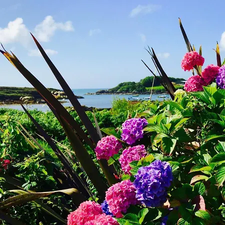 Carraig-mor House Bed & Breakfast 3*