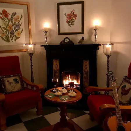 Carraig-mor House 住宿加早餐酒店 *